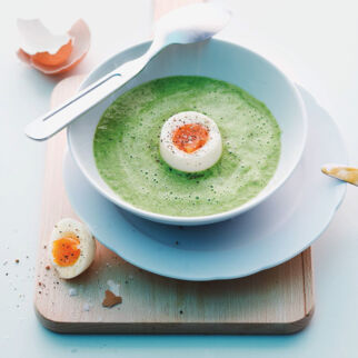 Spinatsuppe mit Wachsweichem Ei Spinatsuppe mit Wachsweichem Ei
