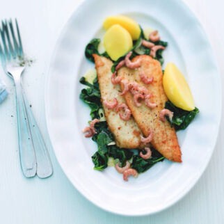 Scholle mit Spinat und Krabben Scholle mit Spinat und Krabben