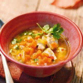 Kürbis-Hühner-Suppe Kürbis-Hühner-Suppe