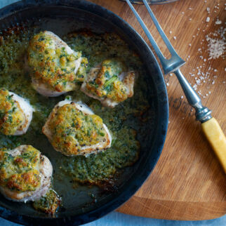 Überbackene Schweinemedaillons in Biersauce Überbackene Schweinemedaillons in Biersauce