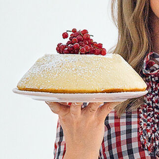 Johannisbeer-Kuppeltorte Johannisbeer-Kuppeltorte