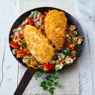 Knusprige Hähnchenbrust mit Pilzen Knusprige Hähnchenbrust mit Pilzen