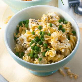 Spiralnudeln mit Erbsen Spiralnudeln mit Erbsen