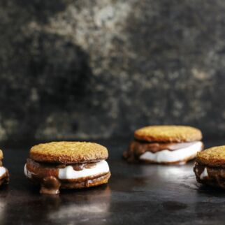 S′mores-Sandwich mit nur drei Zutaten S′mores-Sandwich mit nur drei Zutaten