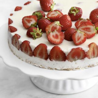 Joghurttorte mit Erdbeeren Joghurttorte mit Erdbeeren