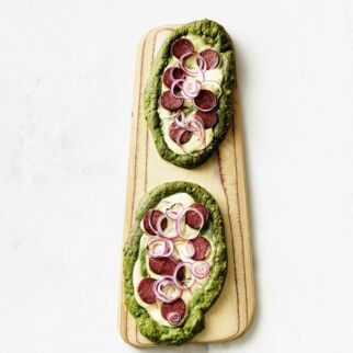 Spinatfladen mit Cabanossi Spinatfladen mit Cabanossi