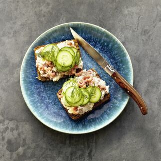Gurken-Krabben-Brot Gurken-Krabben-Brot