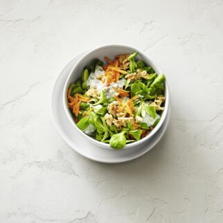 Feldsalat mit Joghurtsauce Feldsalat mit Joghurtsauce