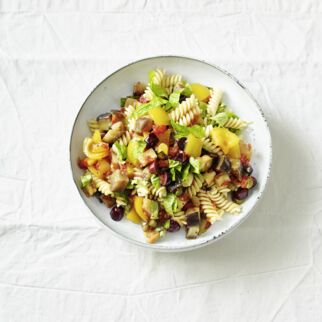 Pasta alla siracusana Pasta alla siracusana