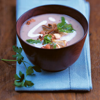Champignon-Steinpilz-Suppe mit Kasseler Champignon-Steinpilz-Suppe mit Kasseler