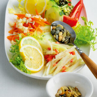 Bunte Rohkostplatte Bunte Rohkostplatte