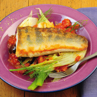 Zander mit Tomaten-Fenchel-Gemüse Zander mit Tomaten-Fenchel-Gemüse