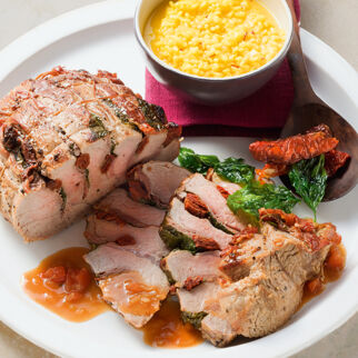 Fächerbraten mit Schinken und Tomaten Fächerbraten mit Schinken und Tomaten