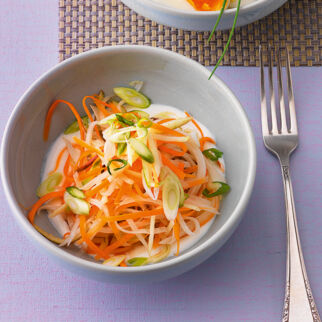 Bunte Möhrenrohkost Bunte Möhrenrohkost