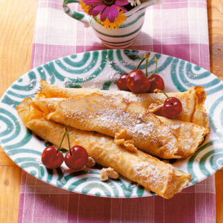 Nuss-Palatschinken Nuss-Palatschinken