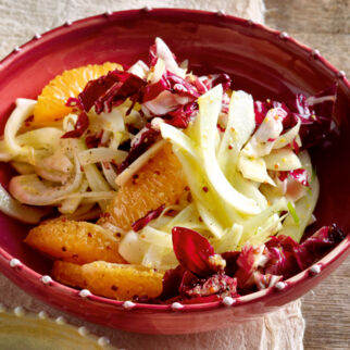 Radicchio-Fenchel-Salat mit Orangen Radicchio-Fenchel-Salat mit Orangen