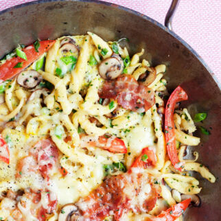 Spätzle-Pilzpfanne mit Käse Spätzle-Pilzpfanne mit Käse