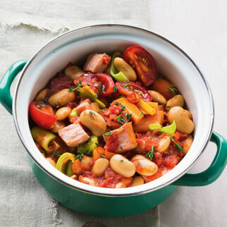 Tomatentopf mit Bohnen und Kasseler Tomatentopf mit Bohnen und Kasseler