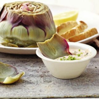 Artischocken mit Kräuterdip Artischocken mit Kräuterdip