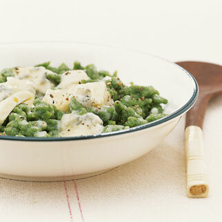 Spinatspätzle mit Gorgonzola Spinatspätzle mit Gorgonzola