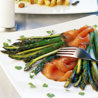 Spargel und Graved Lachs Spargel und Graved Lachs