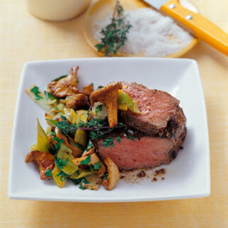 Rinderfilet mit Pfifferlingen und Lauch Rinderfilet mit Pfifferlingen und Lauch