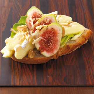Camembert-Feigen-Brot Camembert-Feigen-Brot