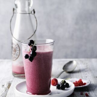 Black Fire In The Storm mit Beeren, Granatapfel und Acai Black Fire In The Storm mit Beeren, Granatapfel und Acai