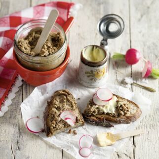 Sonnenblumenkern-Streichwurst Sonnenblumenkern-Streichwurst