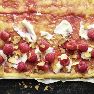 Himbeer-Pizza einfach himmlisch! Himbeer-Pizza einfach himmlisch!