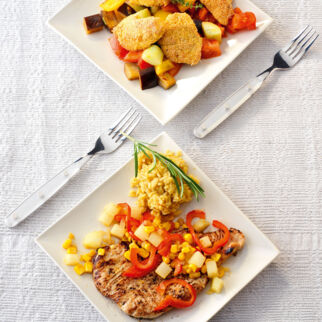 Sommergemüse auf Putenschnitzel mit Curryreis Sommergemüse auf Putenschnitzel mit Curryreis