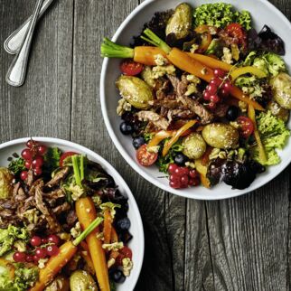 Midsommar-Salat mit Rehgeschnetzeltem Midsommar-Salat mit Rehgeschnetzeltem