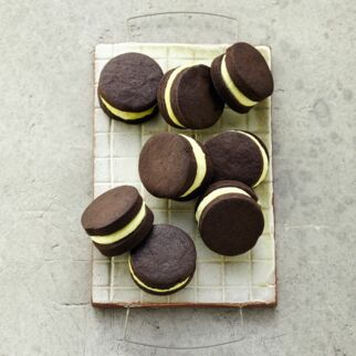 Doppeldecker mit Minzcreme Doppeldecker mit Minzcreme