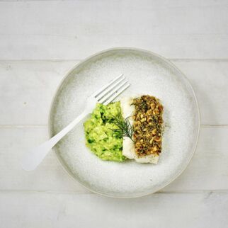 Knusperfisch mit Erbsenpüree Knusperfisch mit Erbsenpüree