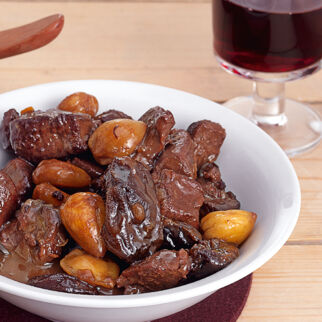 Wildschwein mit Pflaumen Wildschwein mit Pflaumen