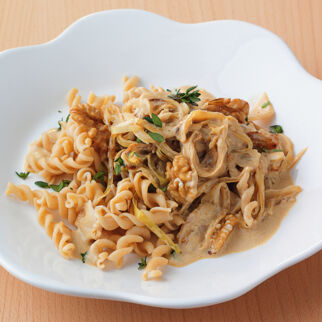 Nuss-Kraut-Nudeln Nuss-Kraut-Nudeln