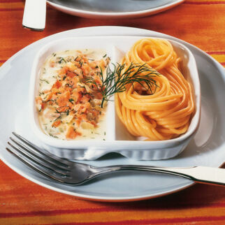 Spaghetti mit Lachs-Sahnesauce Spaghetti mit Lachs-Sahnesauce