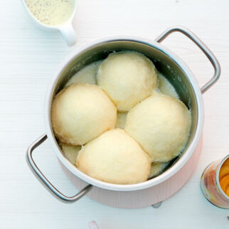 Aprikosen-Dampfnudeln Aprikosen-Dampfnudeln