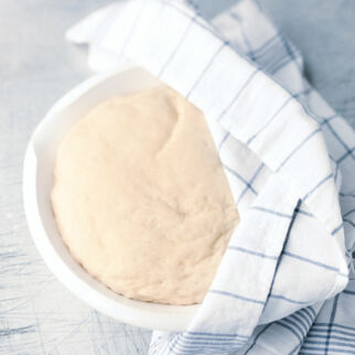 Grundrezept Salziger Hefeteig Grundrezept Salziger Hefeteig