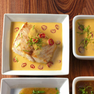 Grillfisch mit Mango-Kokos-Sauce Grillfisch mit Mango-Kokos-Sauce