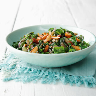 Mangold mit Rauchmandeln Mangold mit Rauchmandeln