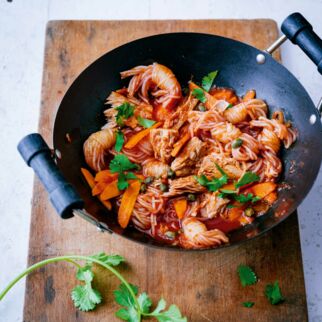 Shirataki-Nudeln mit Thunfisch Shirataki-Nudeln mit Thunfisch