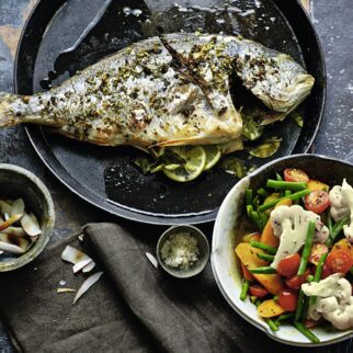 Dorade aus dem Ofen mit Gemüse-Curry Dorade aus dem Ofen mit Gemüse-Curry