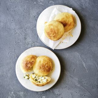 Feta-Blätterteig-Taschen Feta-Blätterteig-Taschen