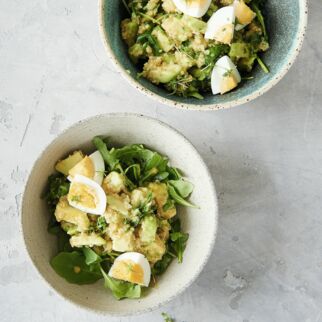 Quinoasalat mit Avocado und Ei Quinoasalat mit Avocado und Ei
