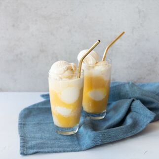 2 Gläser Sanfter Engel Cocktail aus Orangensaft und Vanilleeis Sanfter Engel