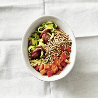 Paprikasalat mit geröstetem Buchweizen Paprikasalat mit geröstetem Buchweizen