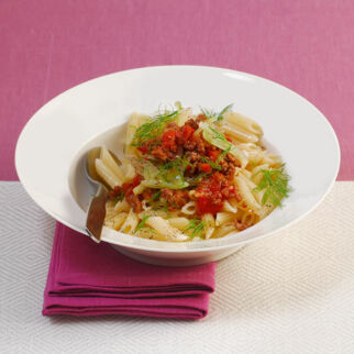 Penne mit Fenchel-Bolognese Penne mit Fenchel-Bolognese