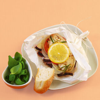 Hühnchen im Pergamentpäckchen Hühnchen im Pergamentpäckchen