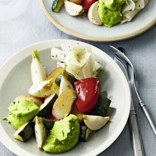 Gebackenes Gemüse mit Erbsendip Gebackenes Gemüse mit Erbsendip
